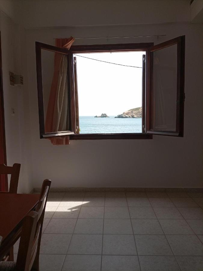 Anatoli Lygaria Apartments On The Beach Λυγαριά Εξωτερικό φωτογραφία